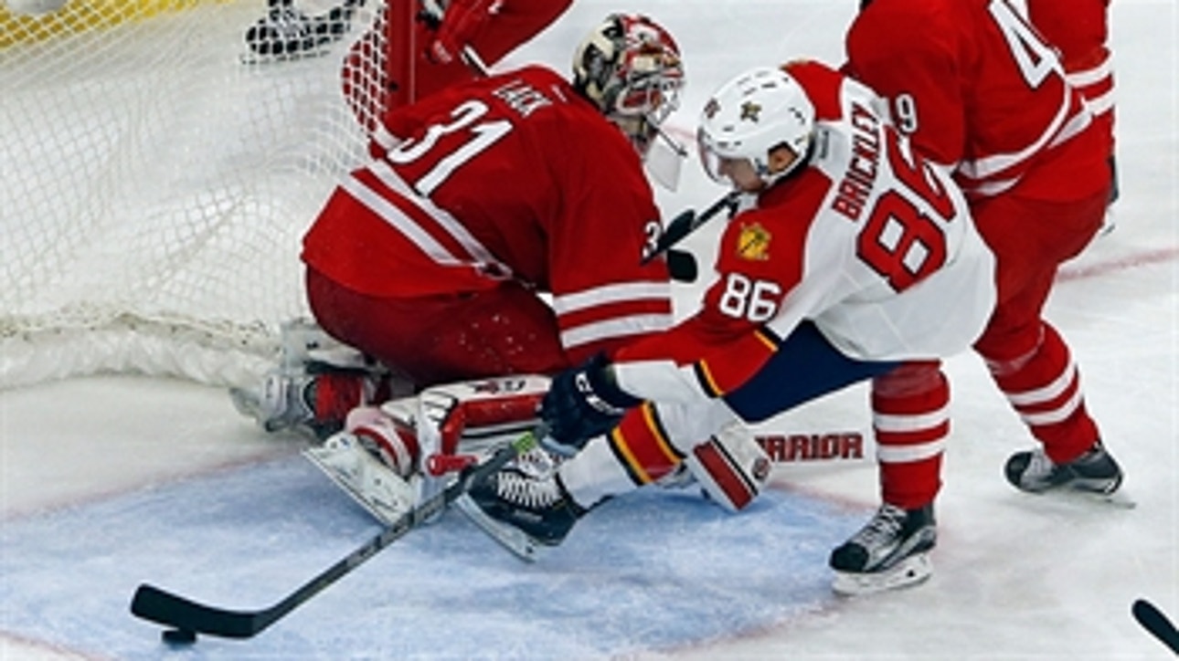 Hurricanes fall to 0-3 in loss to Panthers