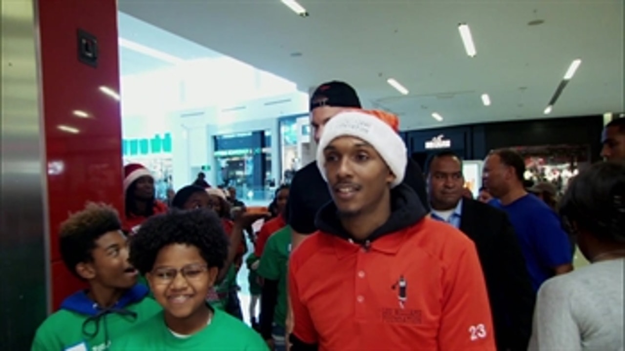 Clippers Weekly: Lou Williams takes kids on holiday shopping spree