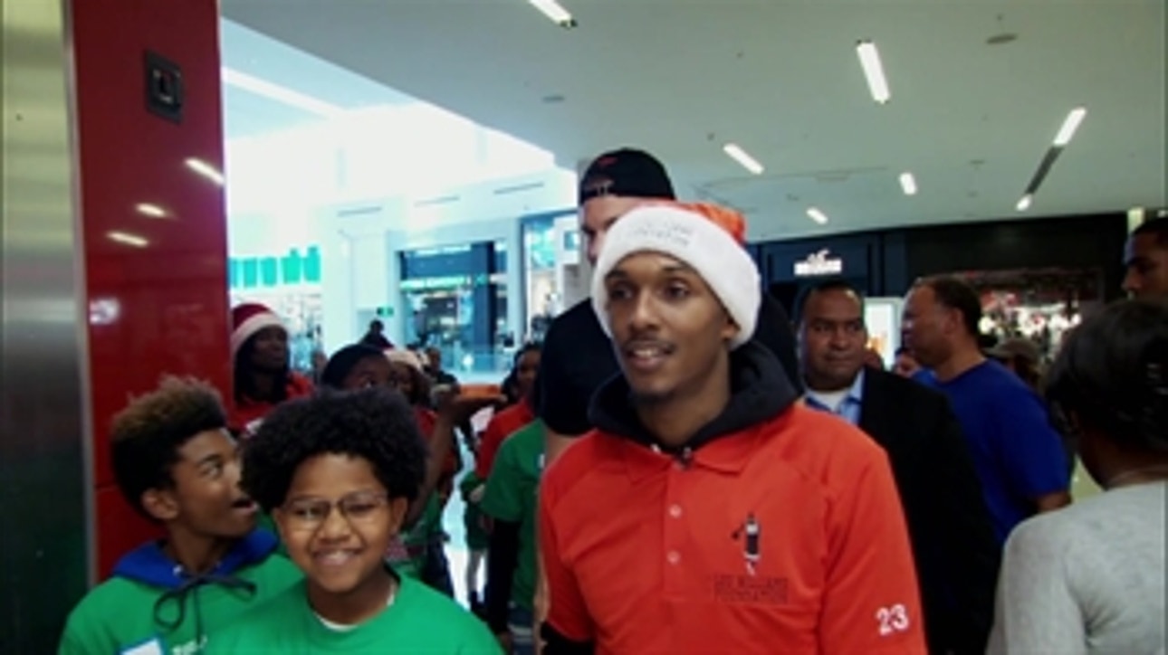 Clippers Weekly: Lou Williams takes kids on holiday shopping spree
