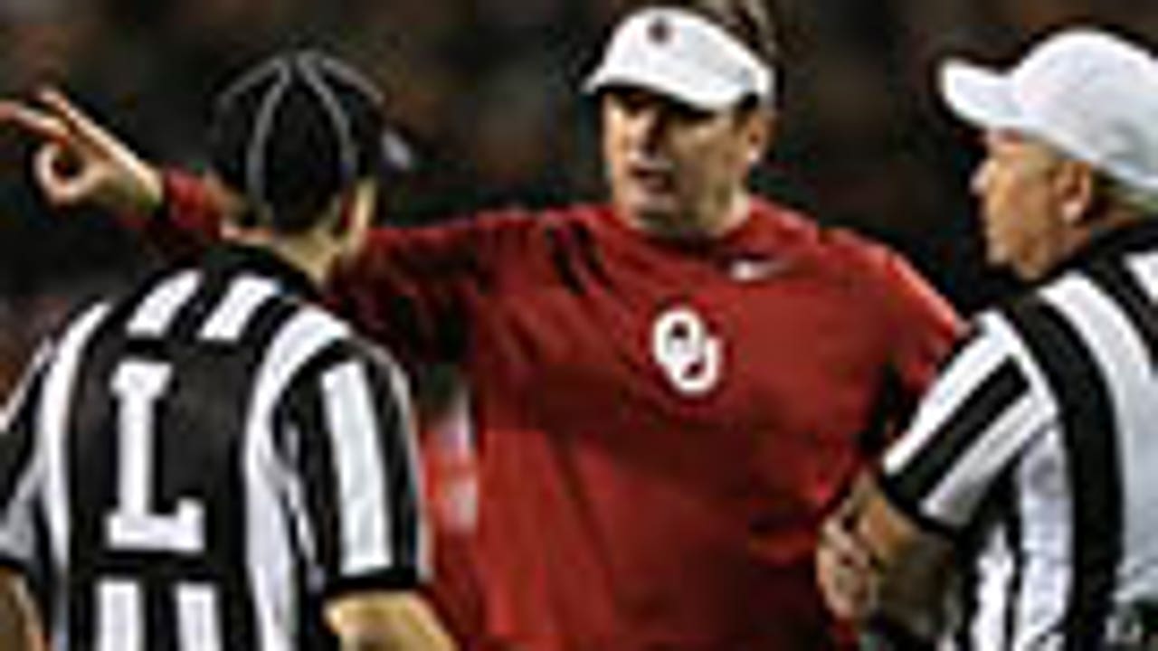 Stoops: Sooners' only focus is Iowa State