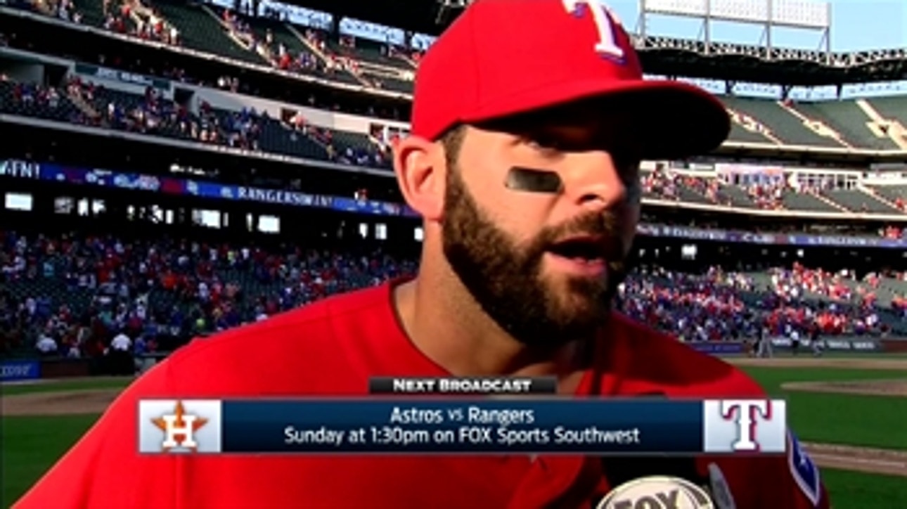 Mitch Moreland helps with 2 RBI in win over Houston