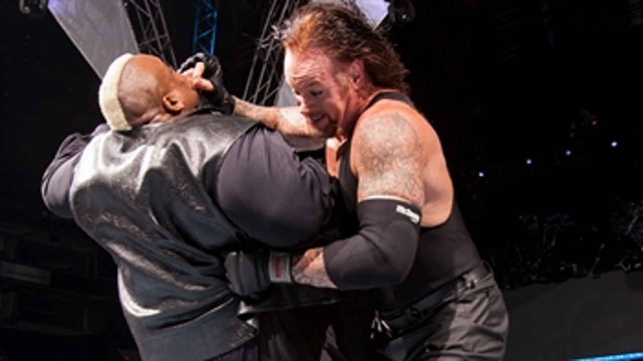 The Undertaker vs. Gangrel & Viscera — Handicap Tag Team Match: SmackDown, Sept. 23, 2004