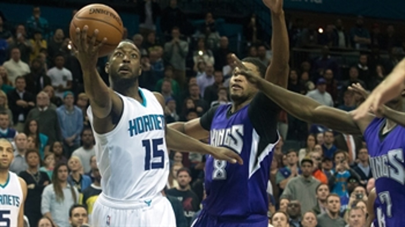 Walker's 39 power Hornets past Kings in OT