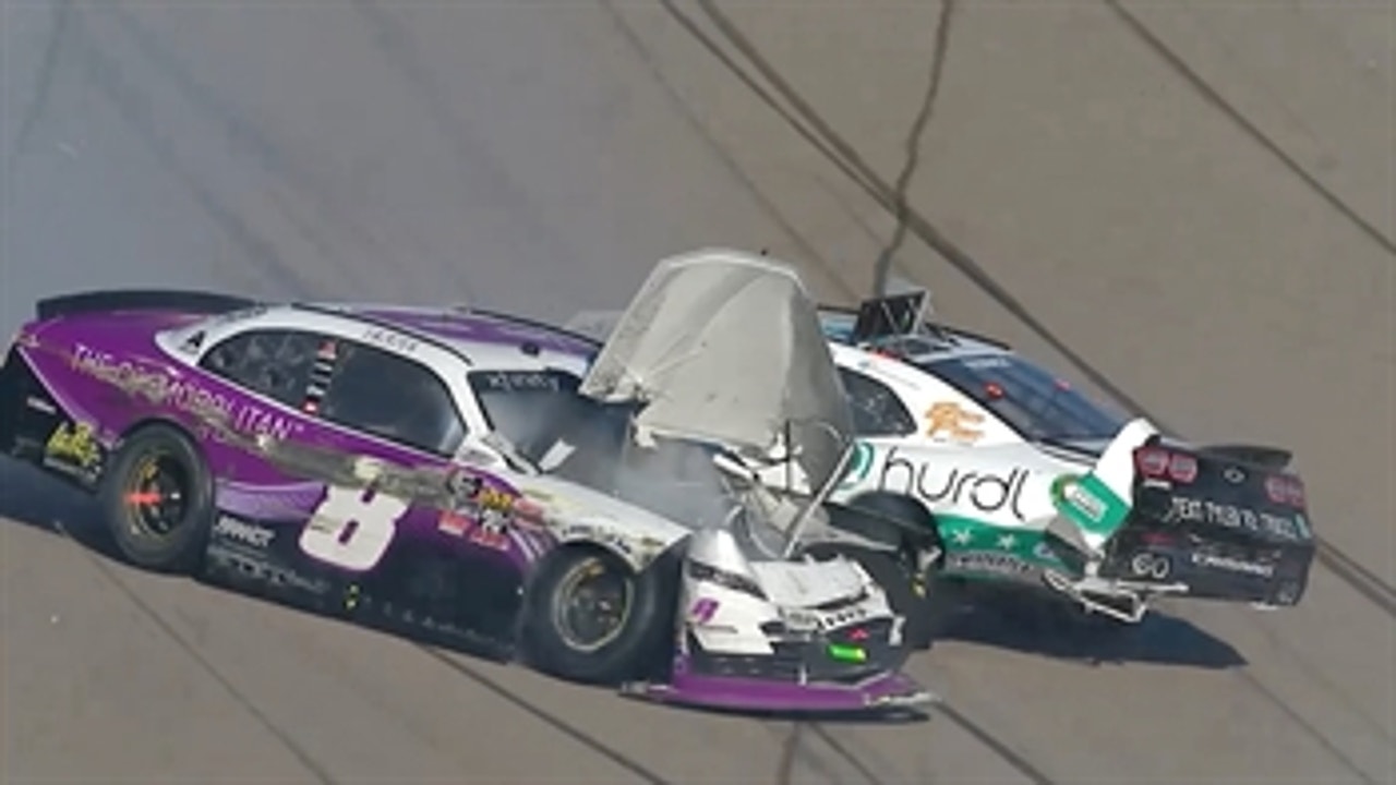 Christopher Bell, Tyler Reddick & other leaders taken out in big late wreck at Las Vegas
