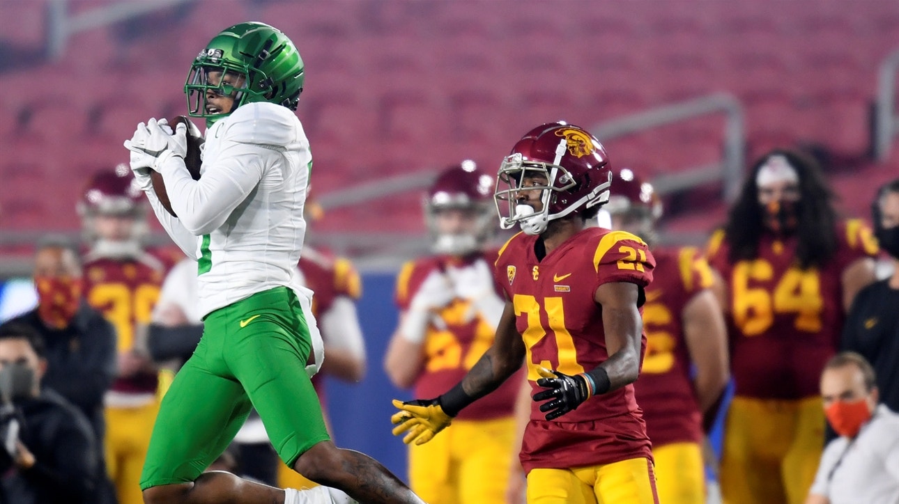 Oregon turns interception in 7-0 lead vs. No. 13 USC in Pac-12 Championship