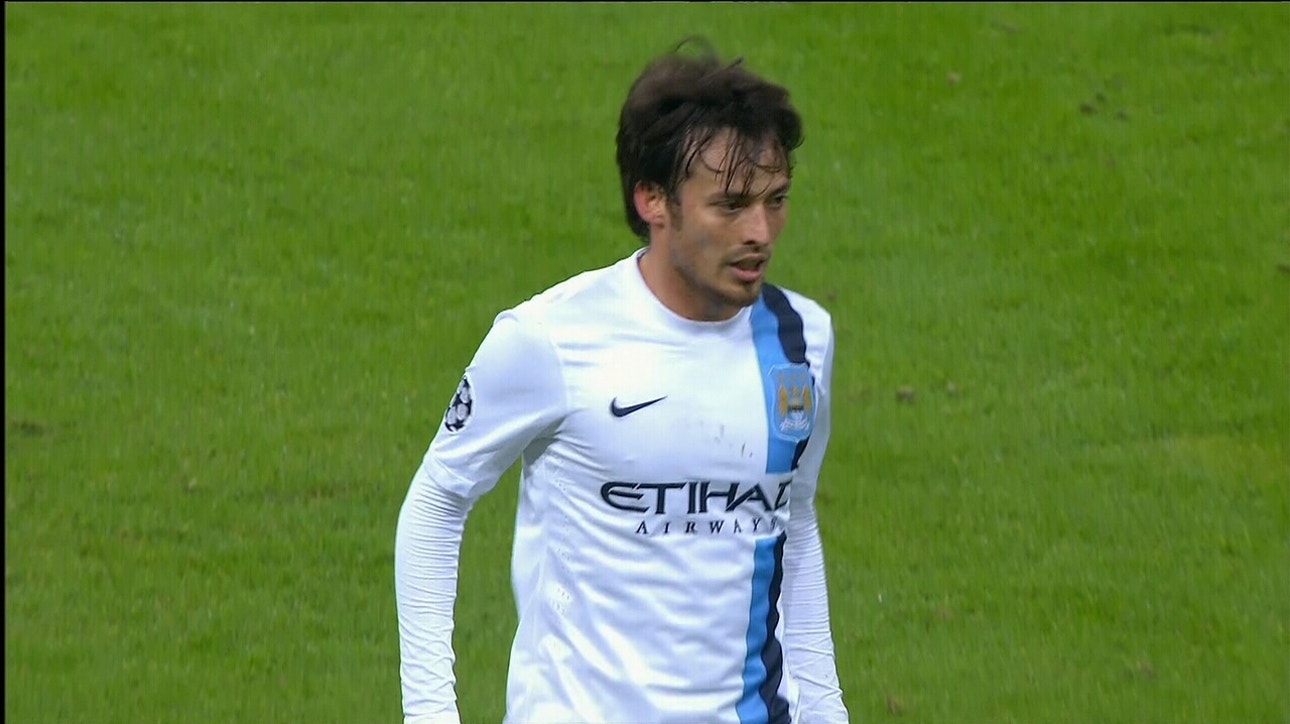 Silva pulls one back for Manchester City