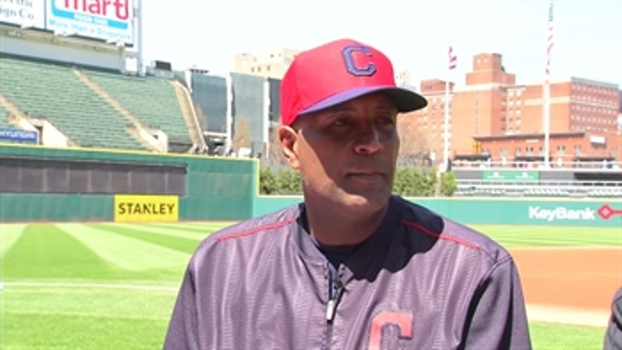 Sandy Alomar on what the Indians miss without catcher Yan Gomes