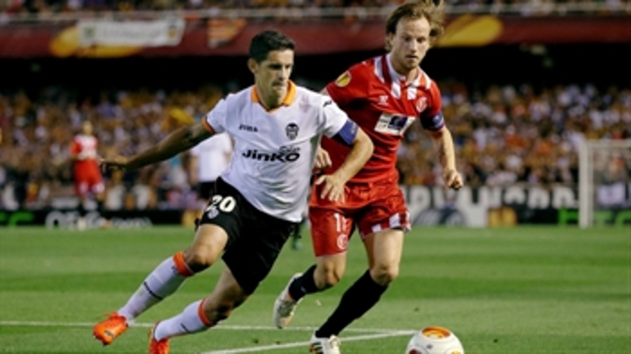 Valencia v Sevilla UEFA Europa League Highlights 05/01/14