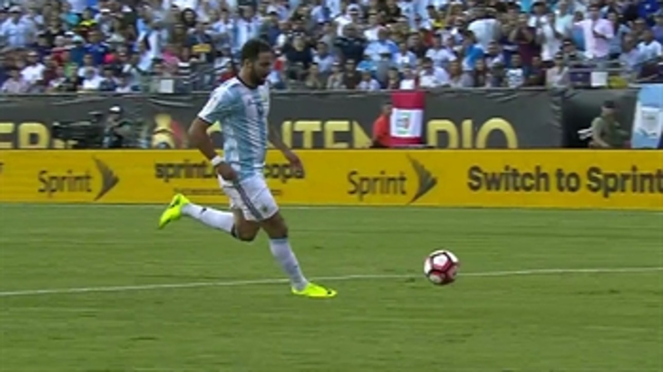 Higuain pounces on Venezuela error to make it 2-0 ' 2016 Copa America Highlights