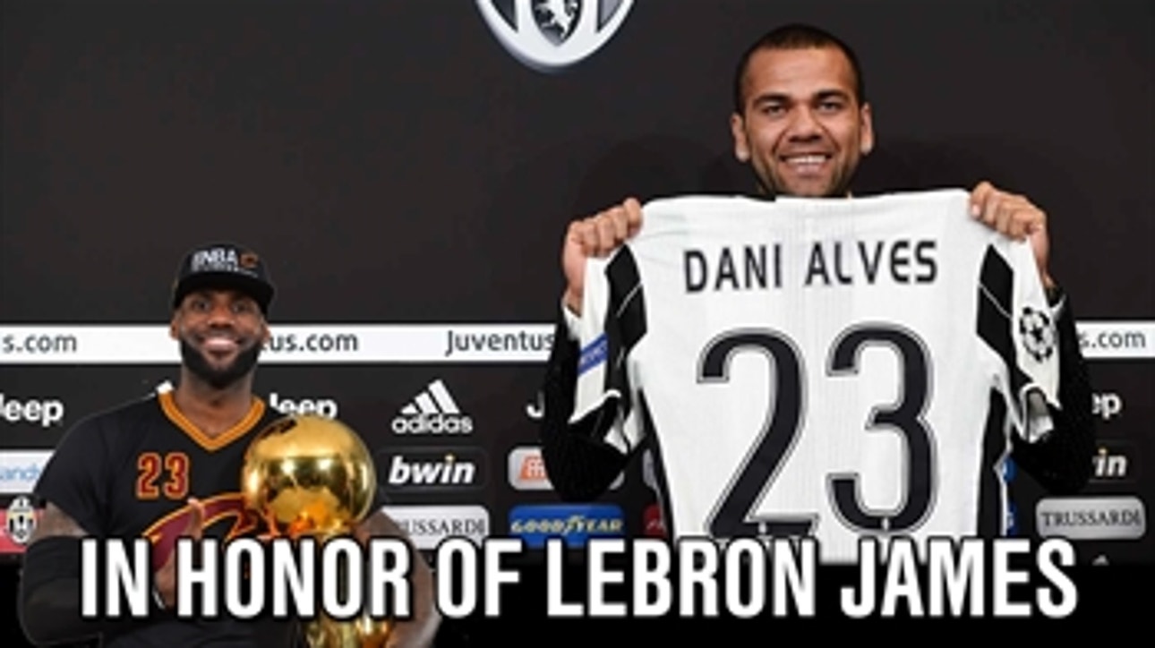Dani Alves will wear 23 on his jersey at Juventus