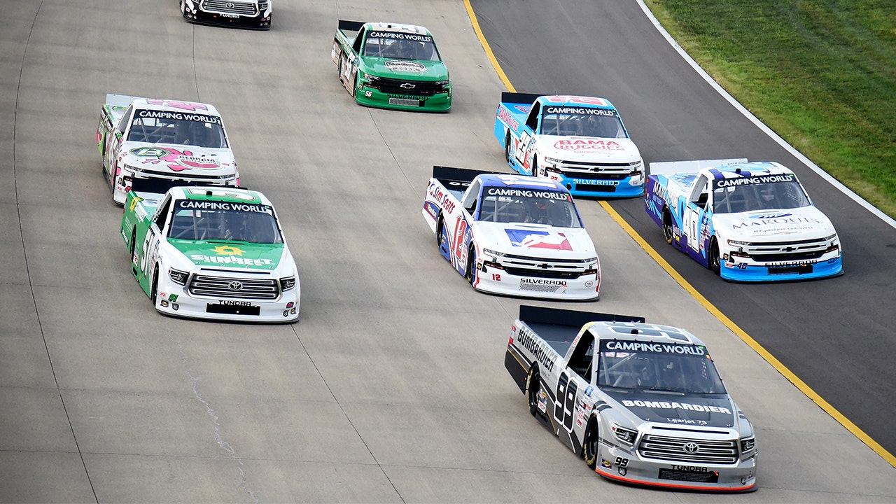 HIGHLIGHTS: NASCAR Camping World Truck Series Rackley Roofing 200