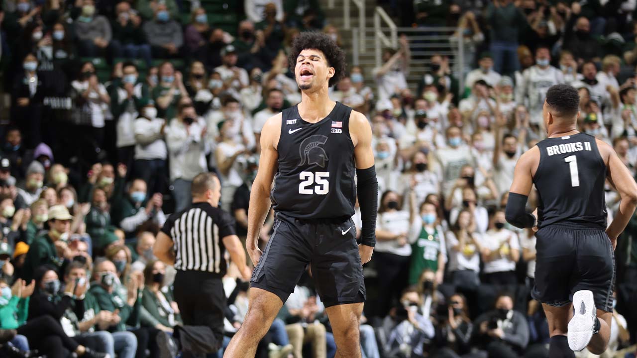 Malik Hall racks up 18 points and 6 rebounds in Michigan State's win over Indiana, 76-61
