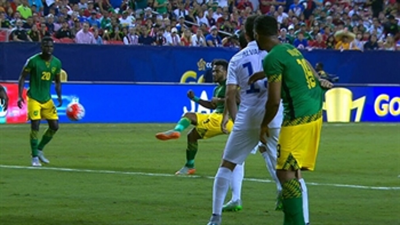 Barnes curls free kick to double Jamaica's lead against USA - 2015 CONCACAF Gold Cup Highlights