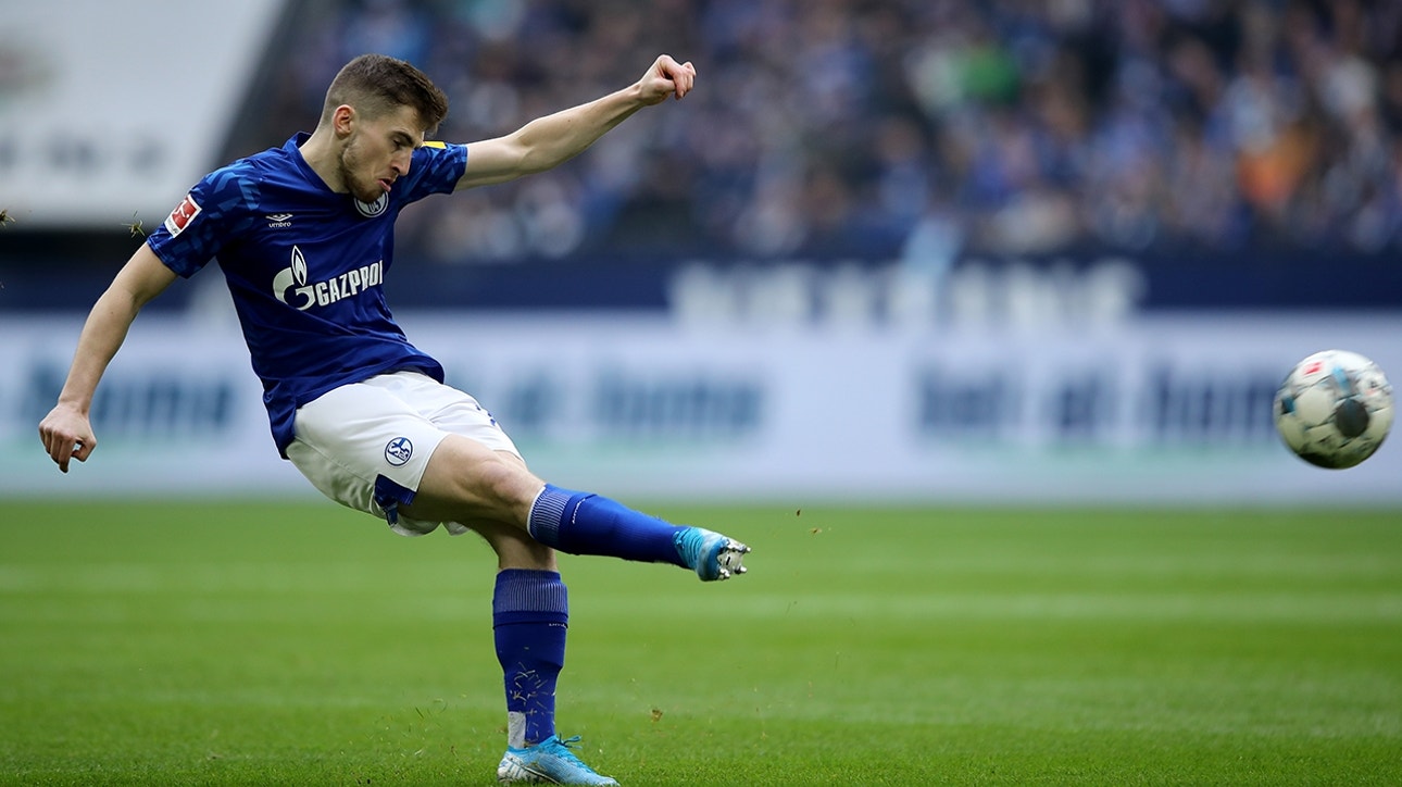 Schalke's Jonjoe Kenny blasts equalizer from outside the box vs. Union Berlin