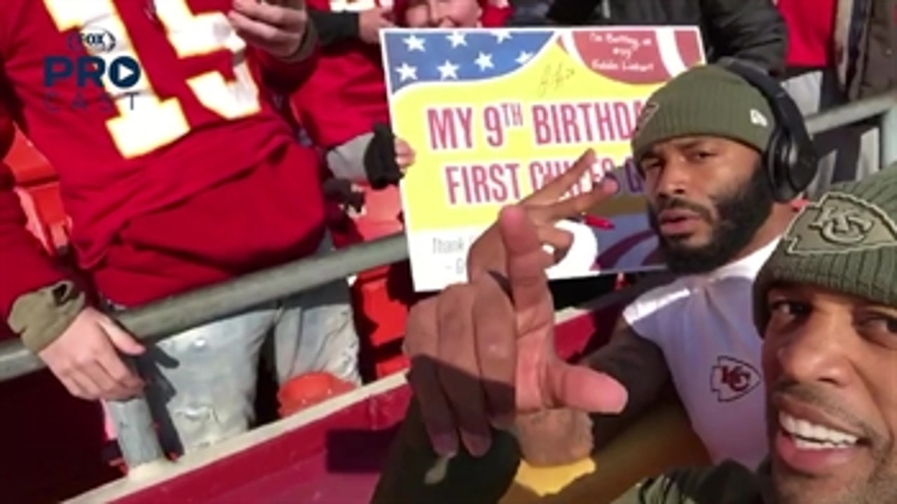 The Chiefs' Orlando Scandrick hangs out with fans before KC takes on Arizona