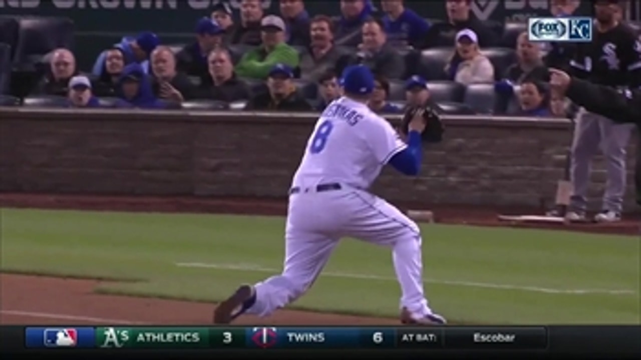 WATCH: Moustakas makes diving stop, throws runner out