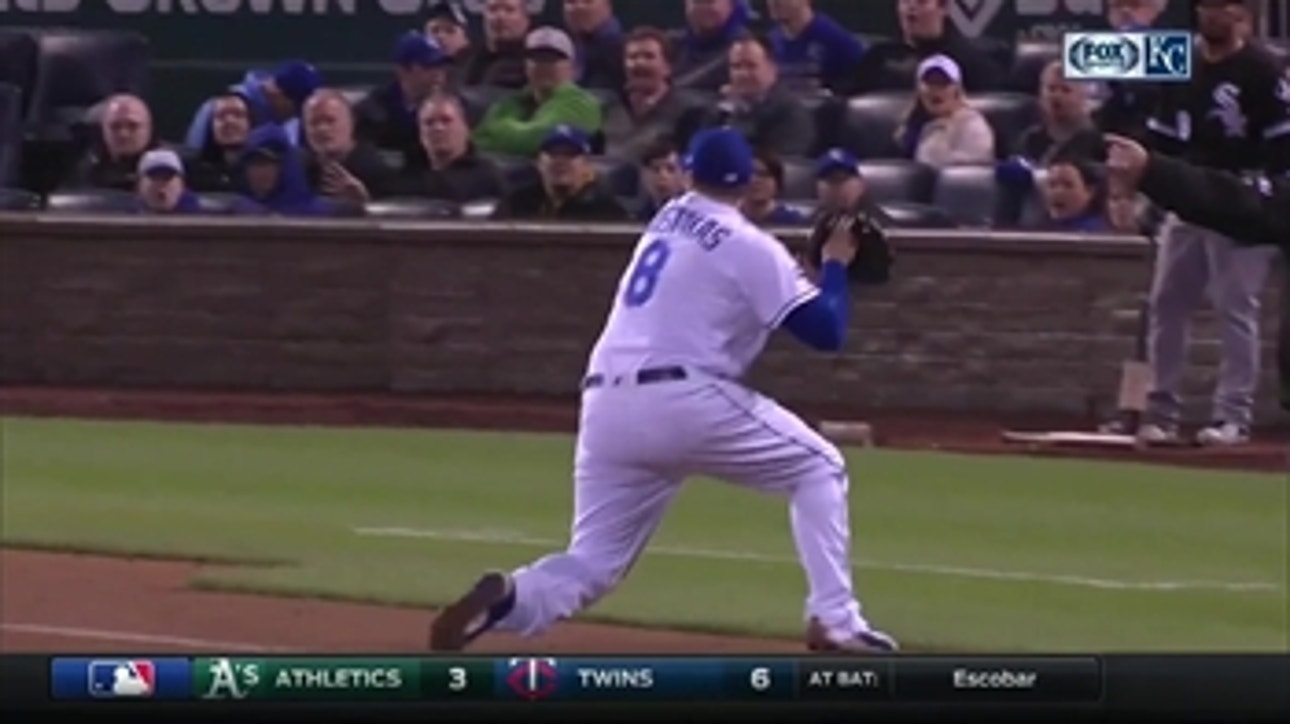 WATCH: Moustakas makes diving stop, throws runner out