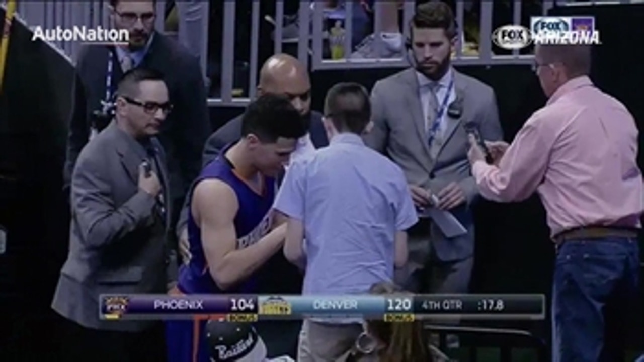 Top 10 viral videos: Booker signs autograph after ejection