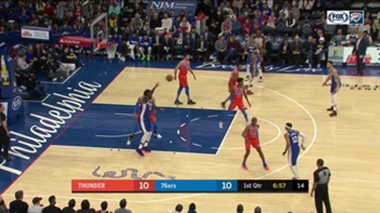 HIGHLIGHTS: Chris Paul Takes it away, Gets the 3 to Roll in