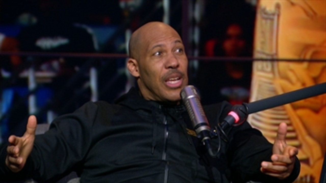 LaVar Ball guarantees that his three sons will play together in the NBA