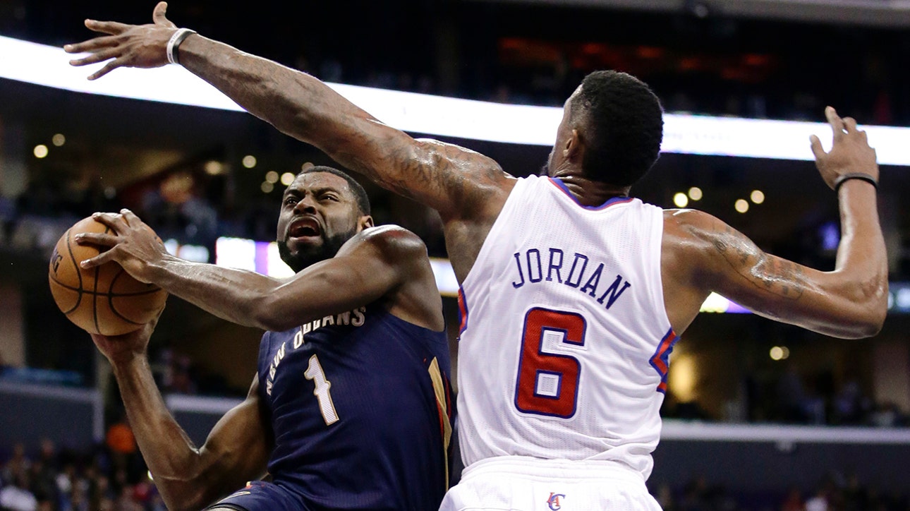 Pelicans routed by Clippers