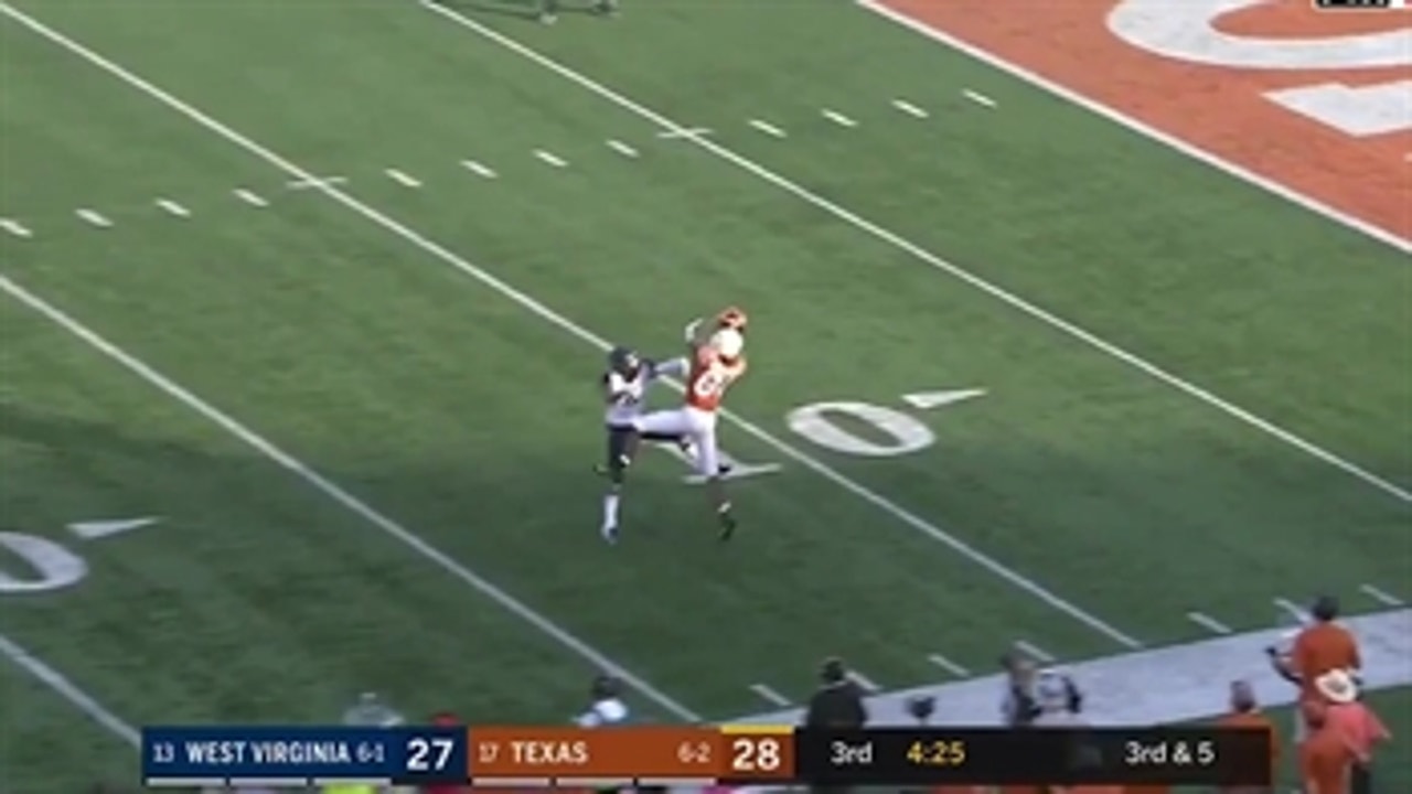 Lil'Jordan Humphrey makes another spectacular catch in Texas' back-and-forth game vs. West Virginia