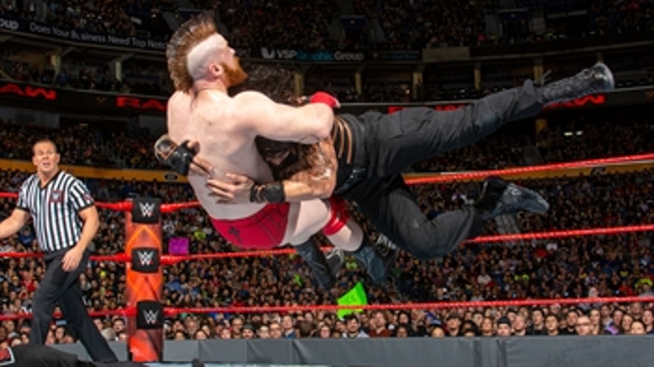Roman Reigns & Kevin Owens vs. Cesaro & Sheamus: Raw, Nov. 14, 2016 (Full Match)