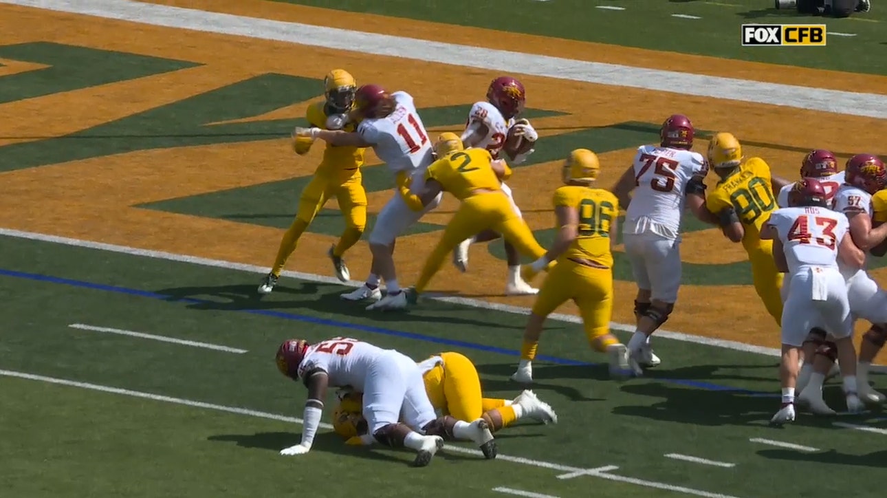 Breece Hall punches in two-yard TD run to give Iowa State an early 7-0 lead over Baylor