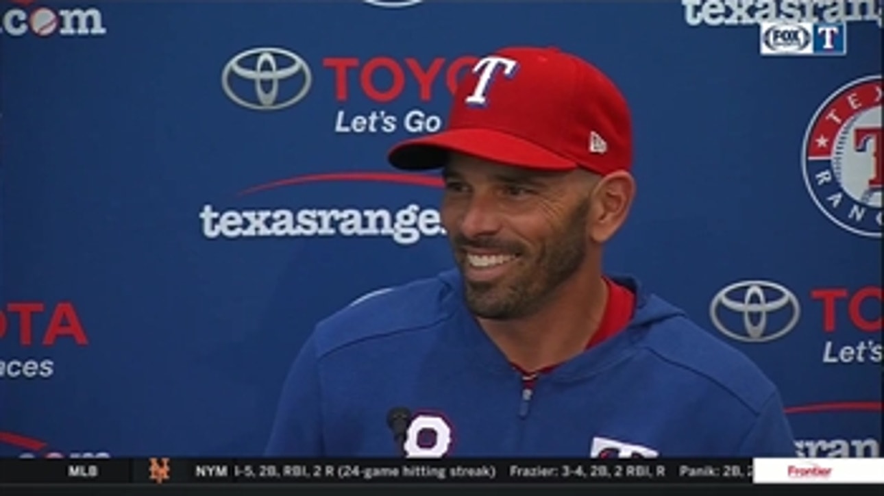 Woody Discusses Elvis As A Complete Player