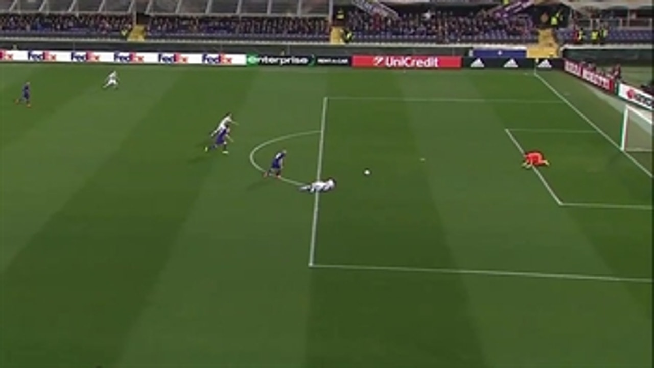 Monchengladbach defender's whiff gifts Fiorentina a goal ' 2016-17 UEFA Europa League Highlights