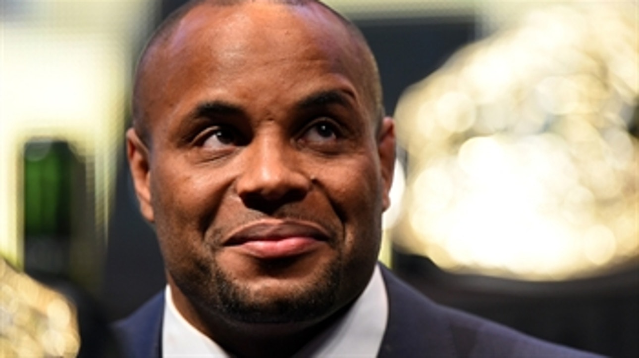 Daniel Cormier withdraws from title fight vs. Anthony Johnson due to injury
