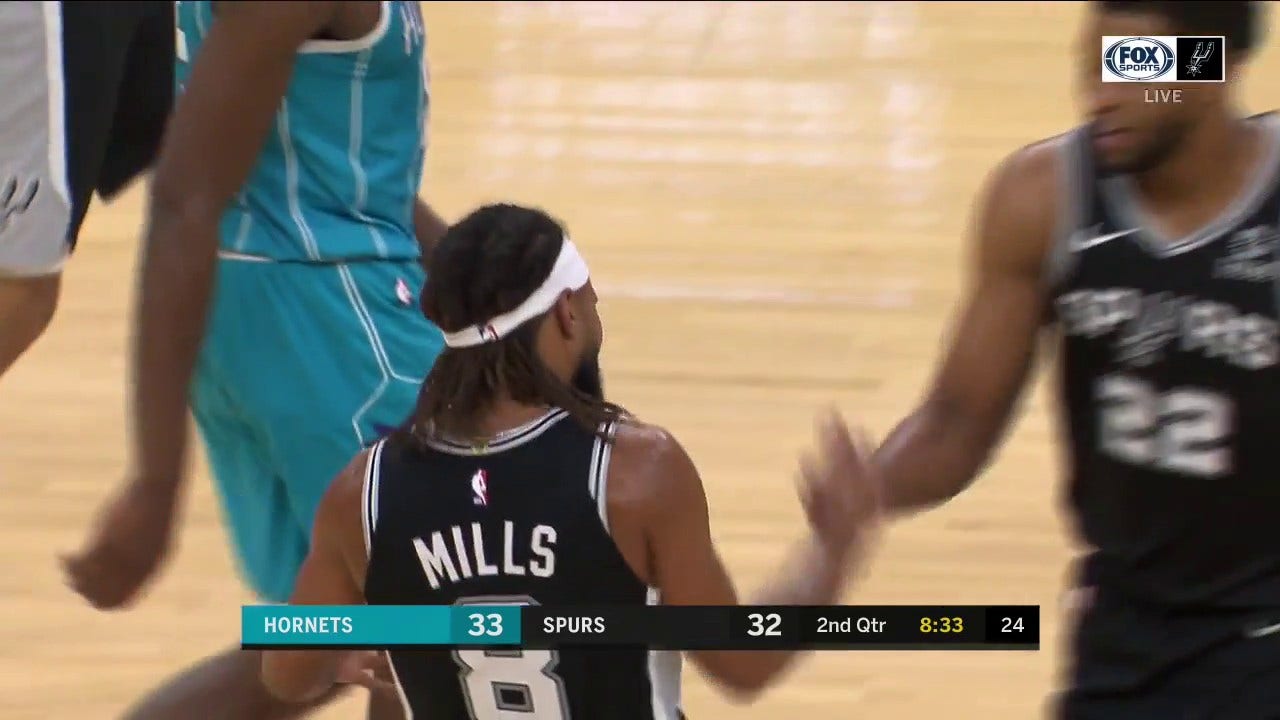 HIGHLIGHTS: Patty Mills Hits the Strings with his 2nd Three