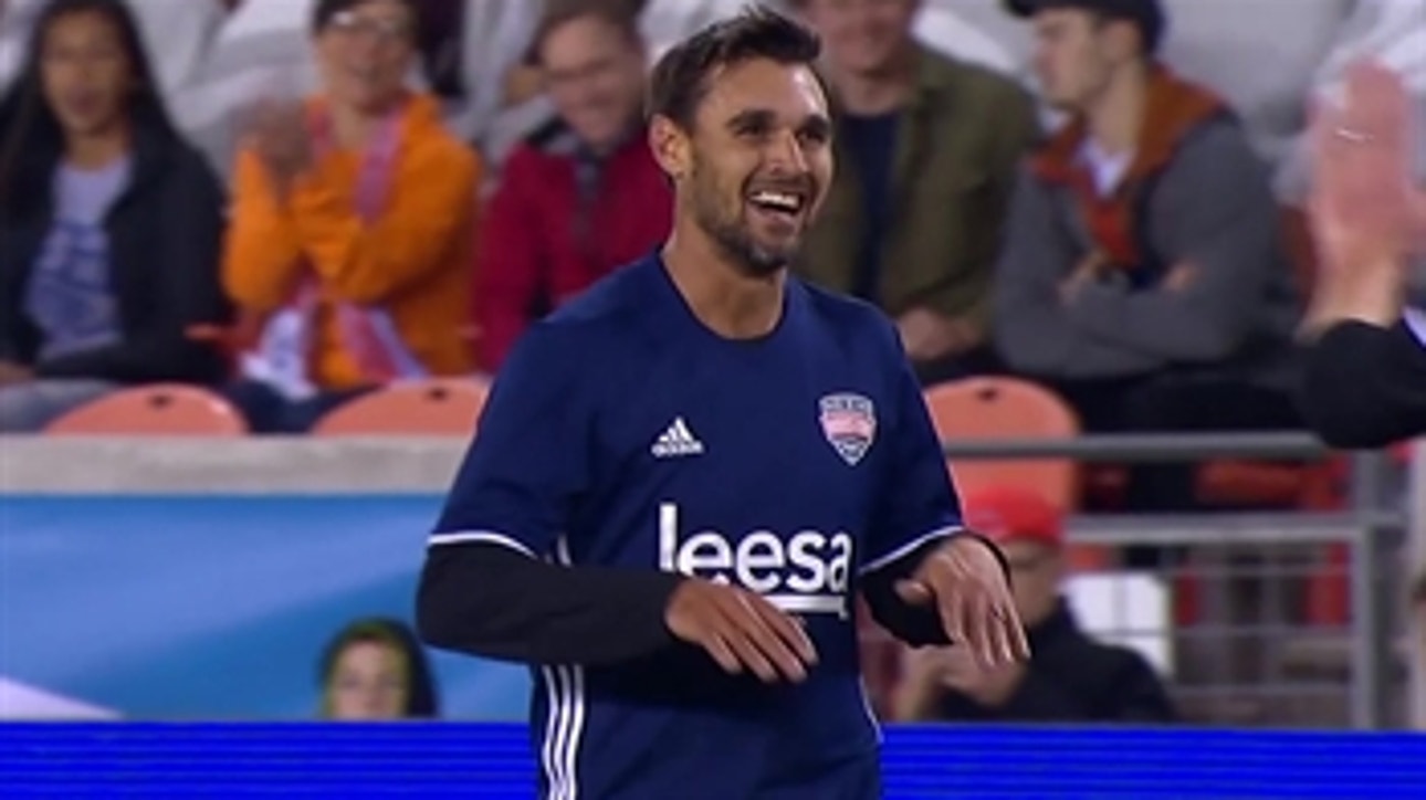 Wondolowski scores nice chip for Team Holden ' Kick In For Houston