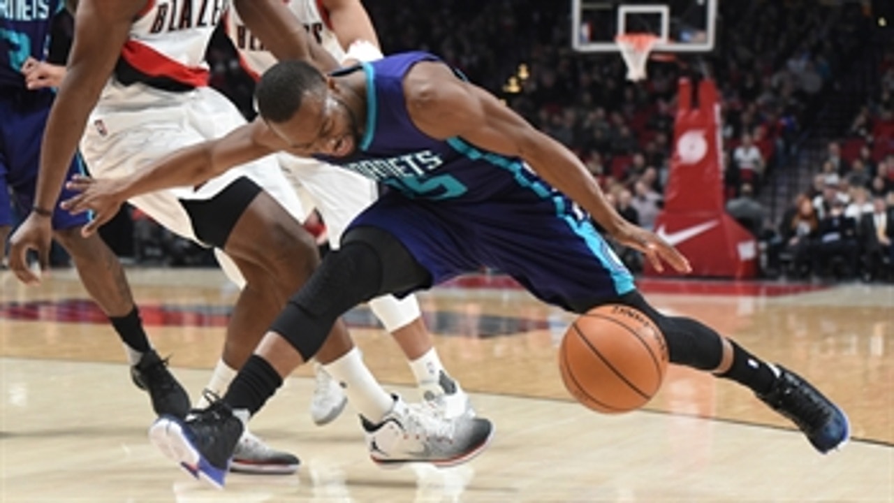 Hornets LIVE To GO:  Hornets struggle on the road en route to fifth straight loss.