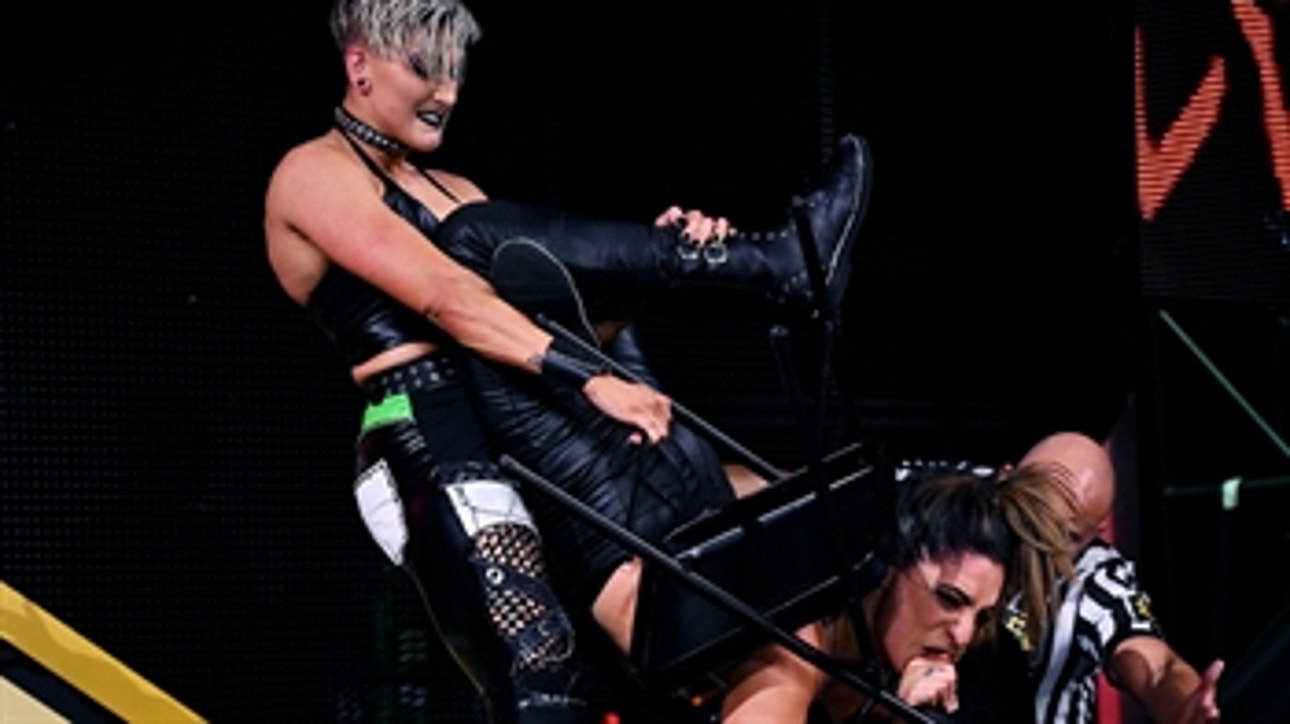 Rhea Ripley vs. Raquel González - Last Woman Standing Match: NXT New Year's Evil, Jan. 6, 2021