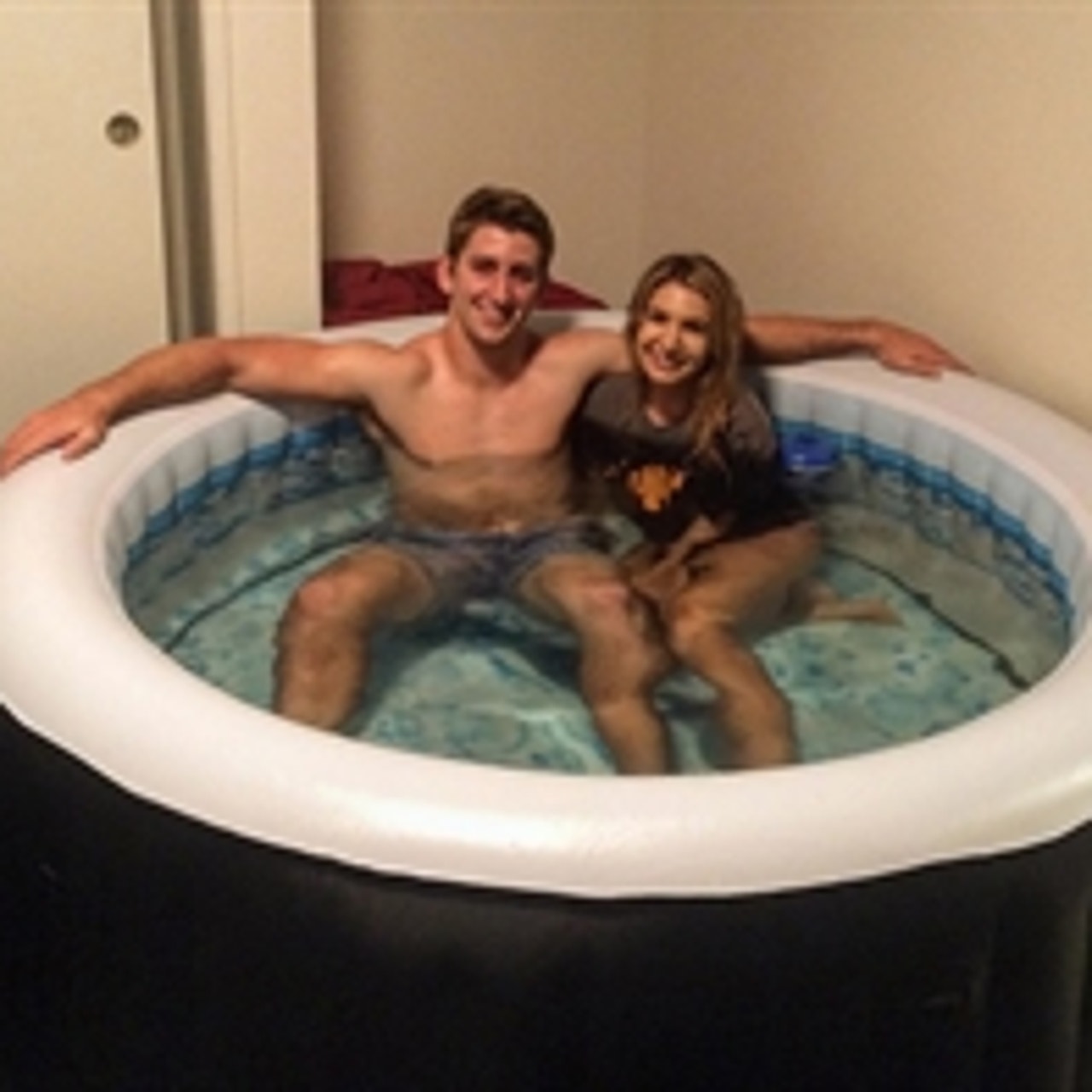 UCLA freshman QB living the dream in a hot tub