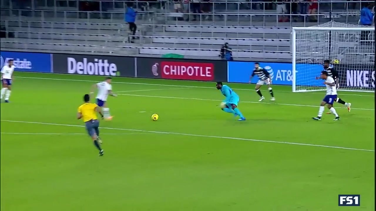 Paul Arriola nets goal to put USMNT up 3-0 on Trinidad & Tobago