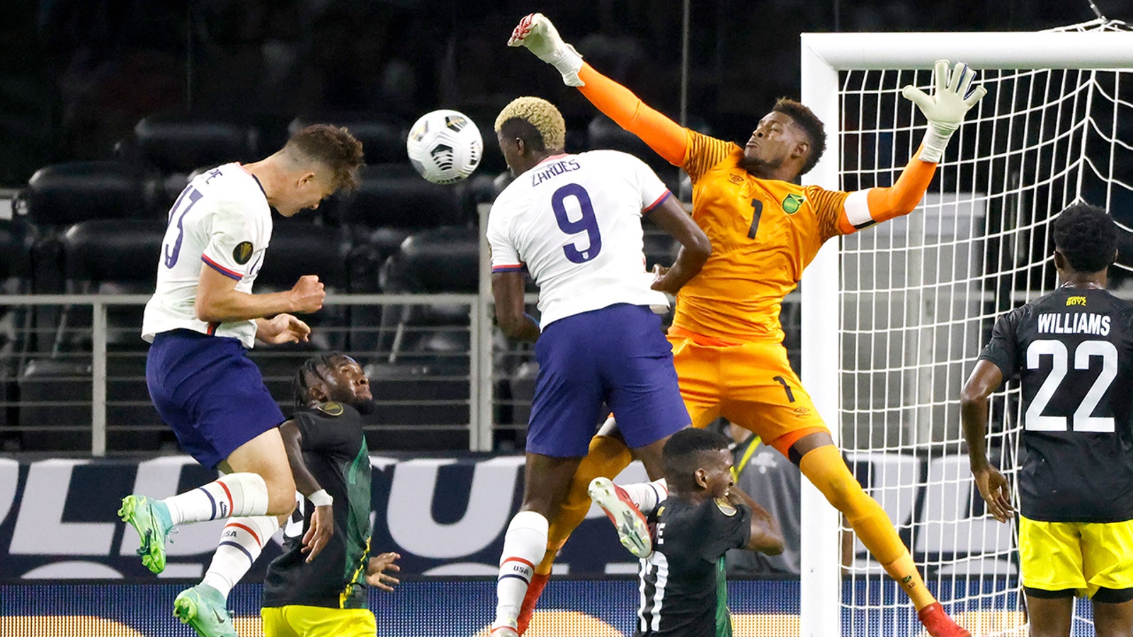 USMNT defeats Jamaica, 1-0, advances to semis on Matthew Hoppe's dramatic late goal