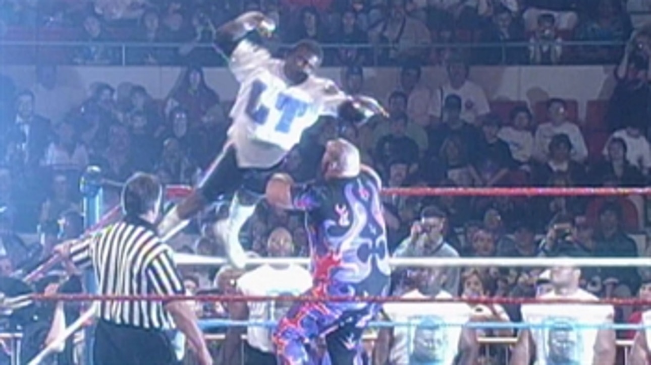 Lawrence Taylor vs. Bam Bam Bigelow: WrestleMania XI