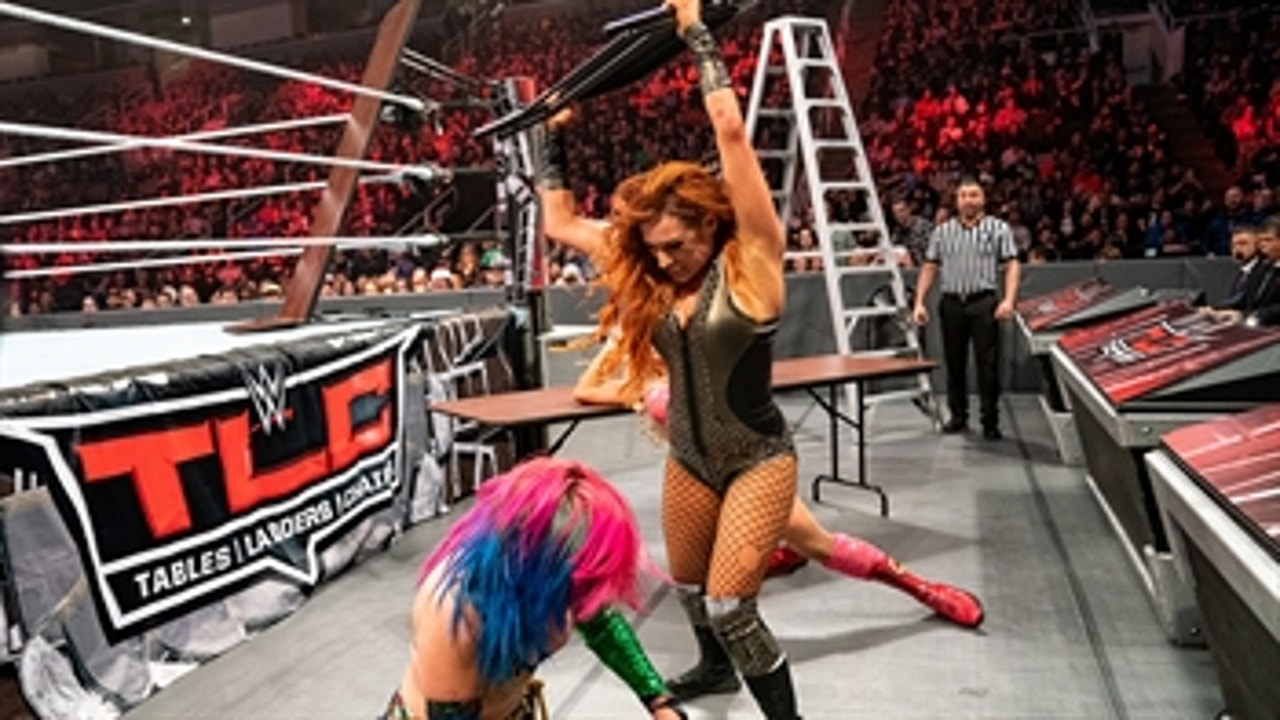 Becky Lynch vs. Charlotte Flair vs. Asuka – SmackDown Women’s Title Triple Threat TLC Match: WWE TLC 2018 (Full Match)
