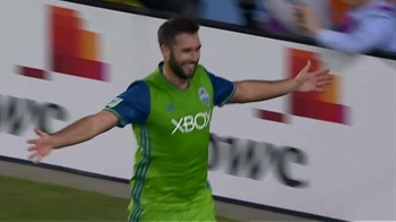 Will Bruin goal makes it 2-0 for Seattle vs. Houston ' 2017 MLS Playoff Highlights