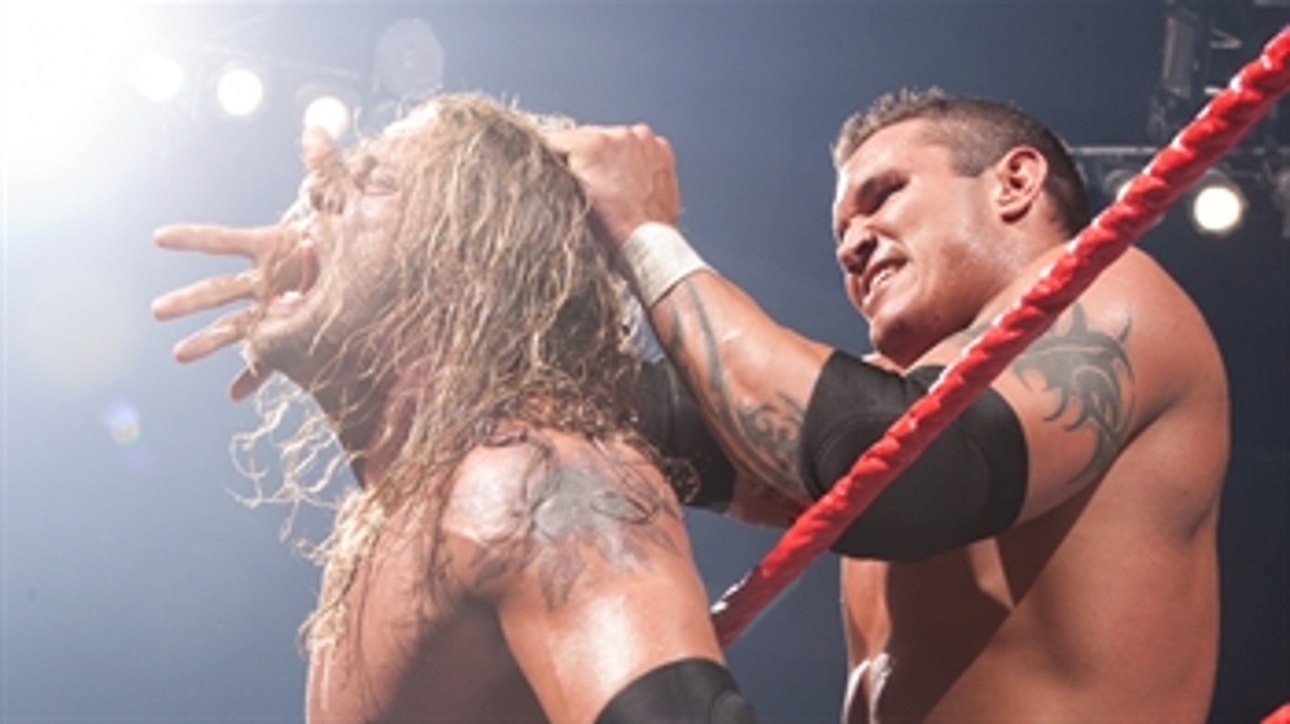 Edge vs. Randy Orton - Intercontinental Title Match: Raw, July 19, 2004 (Full Match)