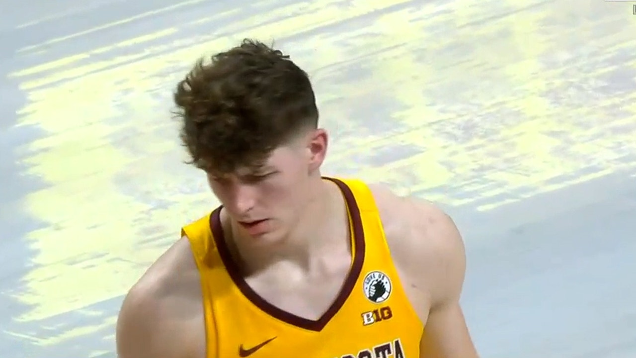 Liam Robbins puts up 26th point for Minnesota vs. UMKC
