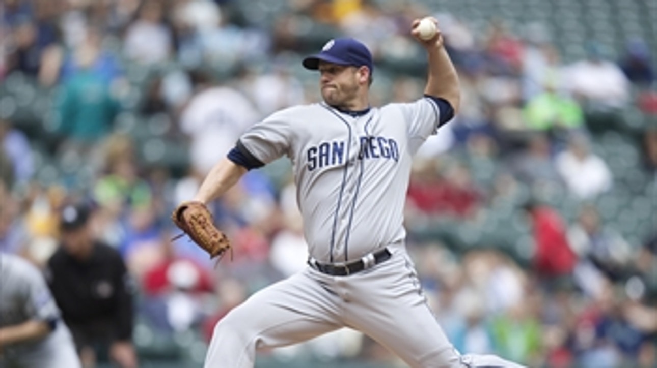 Stults, Padres lose to Mariners