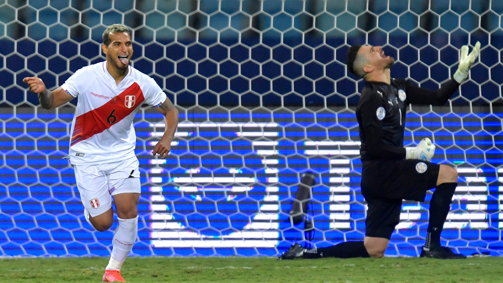 Peru moves on to Copa América semifinal after wild win over Paraguay in penalties