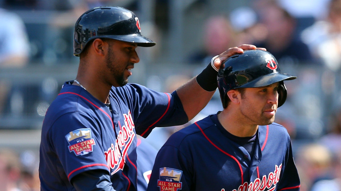 Dozier's double seals win for Twins