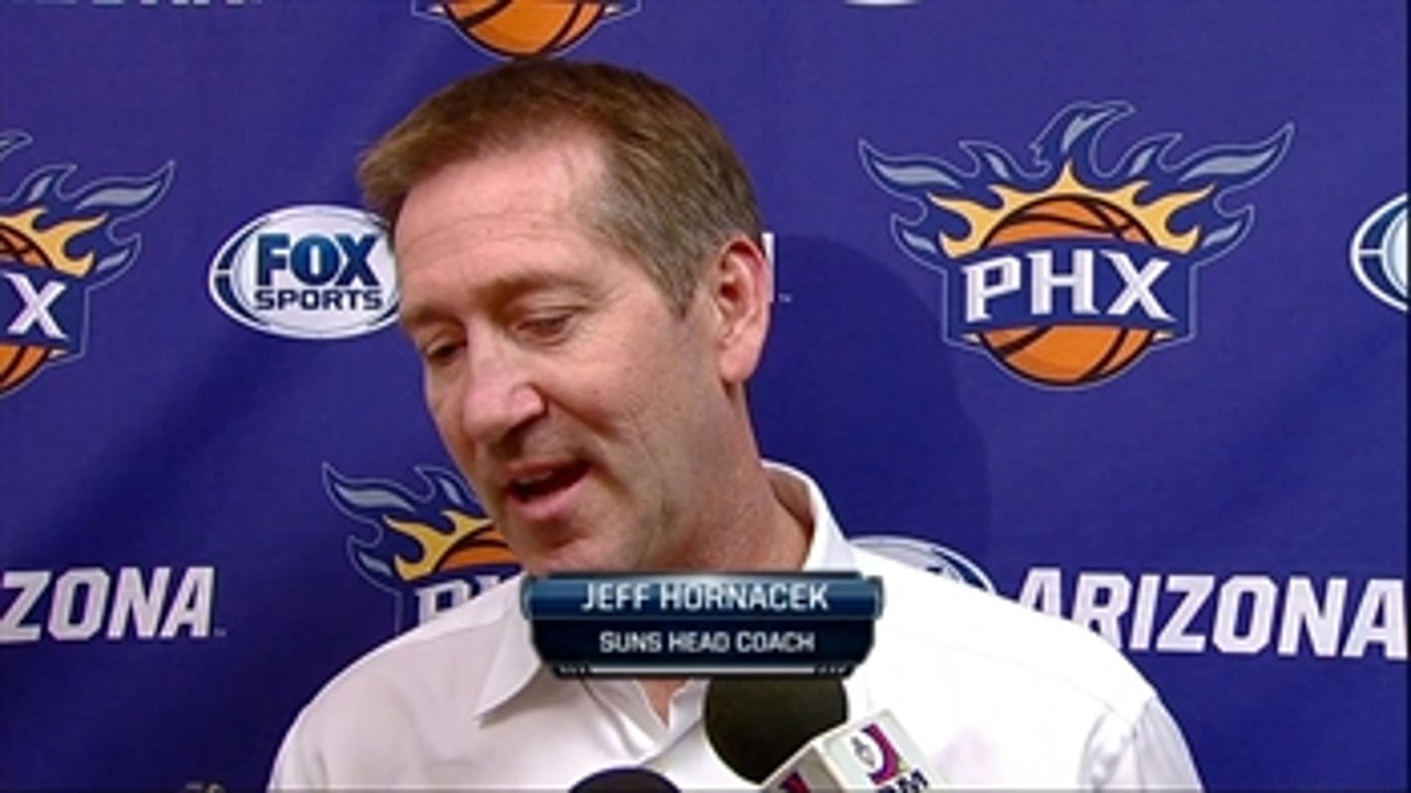 Hornacek reacts after Suns' win