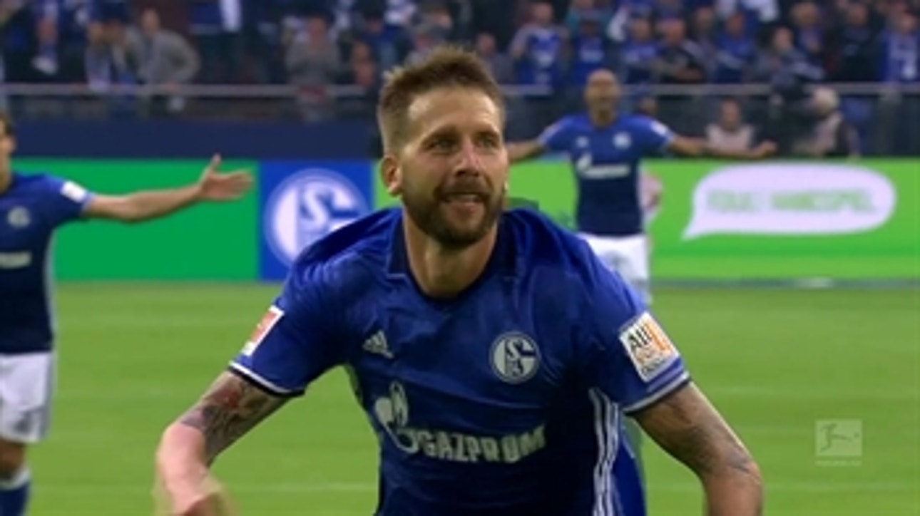 Schalke scores two goals in two minutes against Stuttgart | 2017-18 Bundesliga Highlights