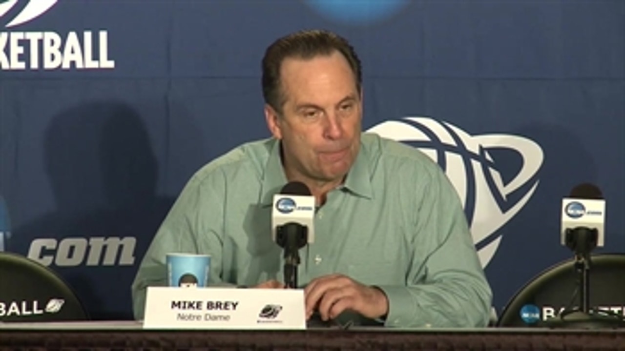 Mike Brey reveals his mother passed away before Notre Dame beat Butler