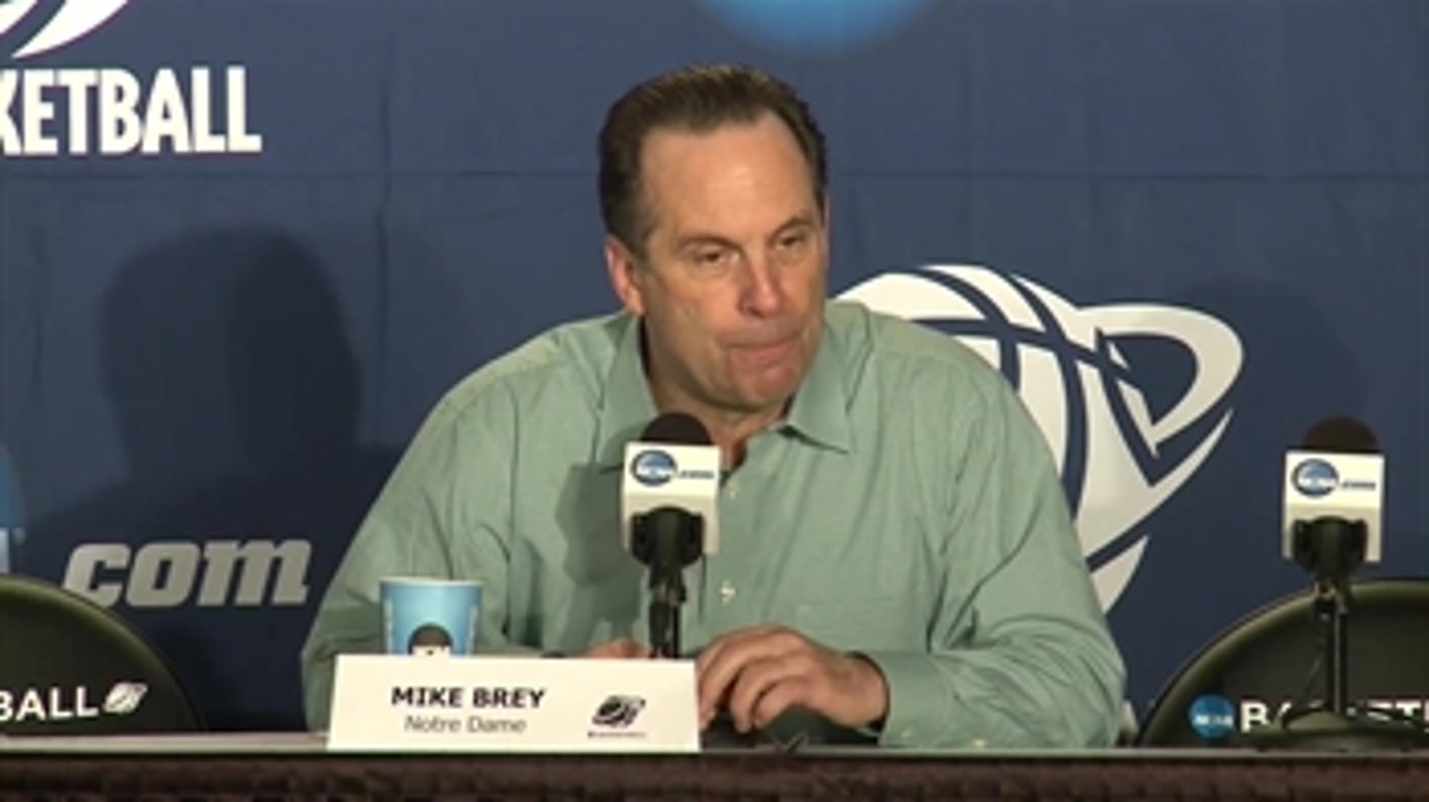 Mike Brey reveals his mother passed away before Notre Dame beat Butler